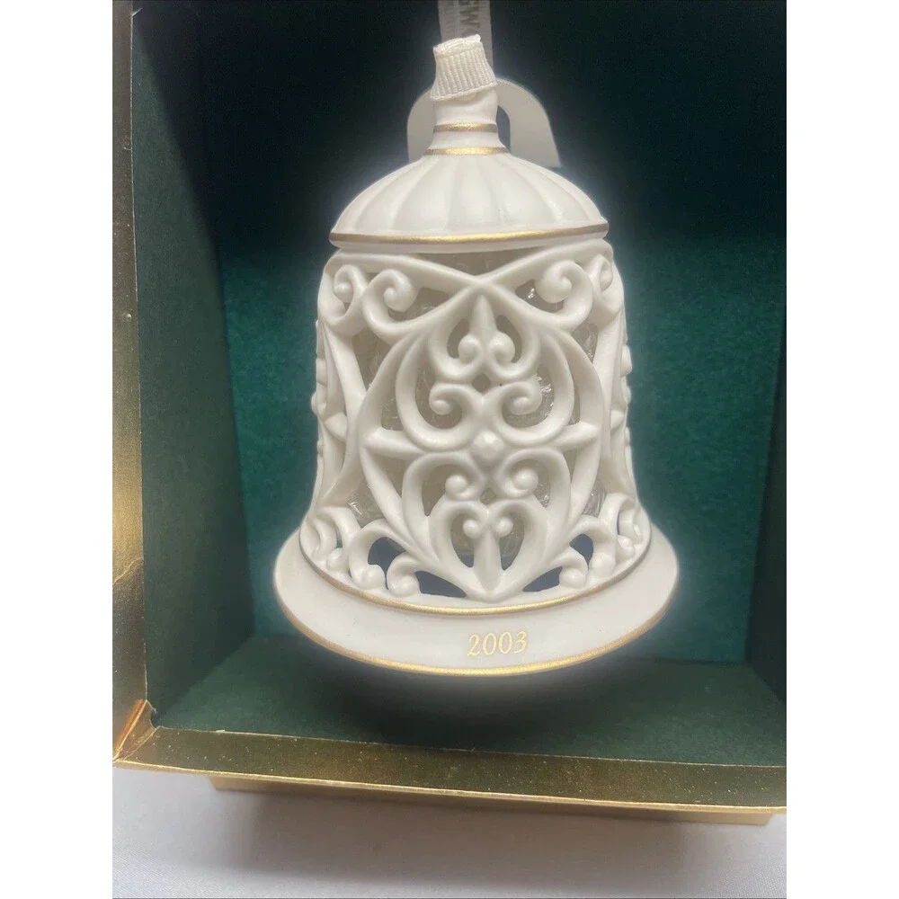 Rare Wedgwood Ornament Annual Pierced Bell 2003 Porcelain New In Original Box EC
